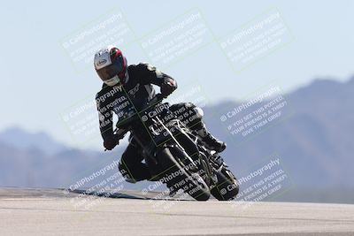 media/Oct-13-2025-Moto Forza (Mon) [[a66d839500]]/3-B Group/Session 4 (Turn 9)/